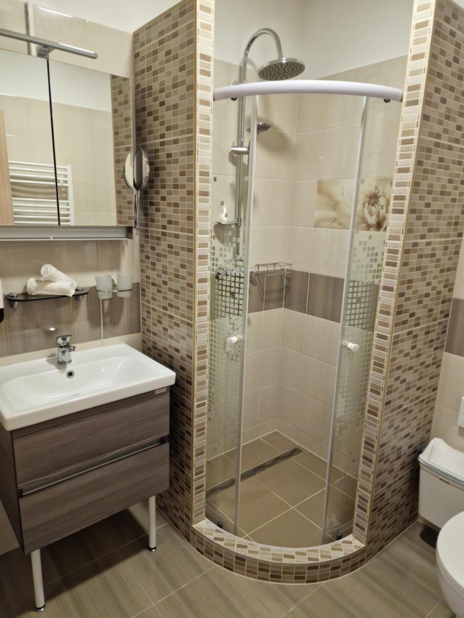 Holiday Apartmanhaz Gyula Exterior photo
